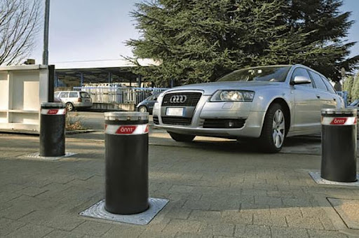 audiandbollards